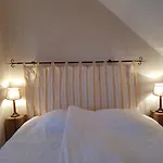 Chateau De Salvert - 4 Gites - 32 Personnes Holiday home