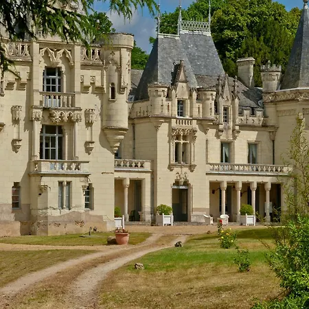 Chateau De Salvert - 4 - 32 Personnes Neuillé