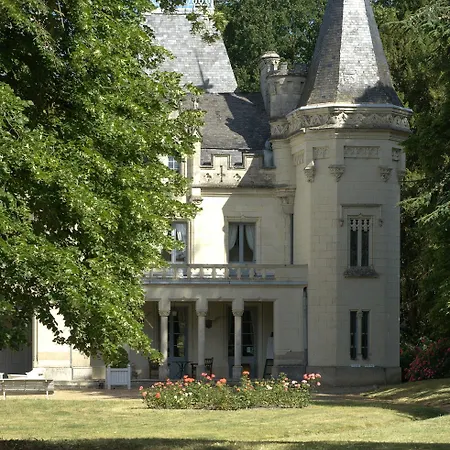 Chateau De Salvert - 4 - 32 Personnes Neuillé