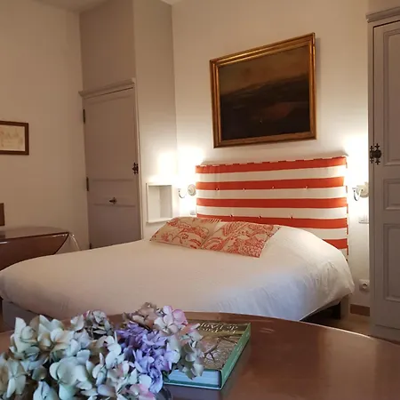 Chateau De Salvert - 4 - 32 Personnes Neuillé