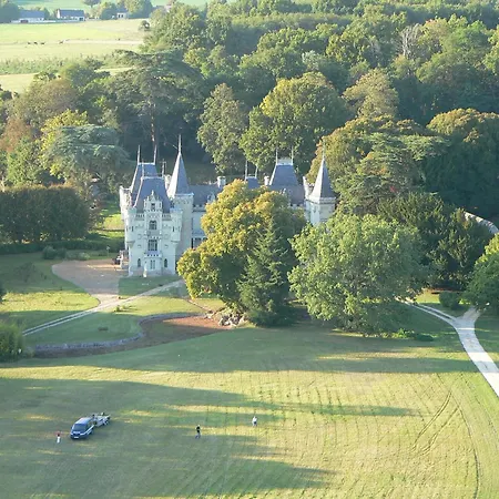 Chateau De Salvert - 4 - 32 Personnes * Neuillé