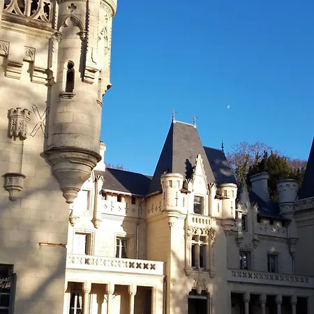 Chateau De Salvert - 4 - 32 Personnes * Neuillé