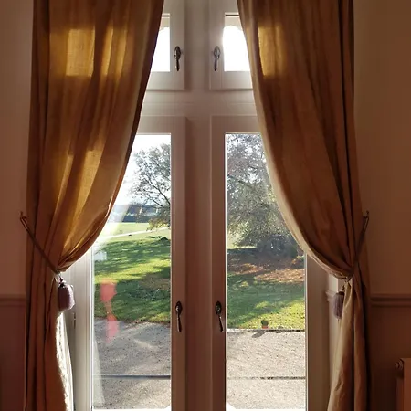 Chateau De Salvert - 4 - 32 Personnes Tatil Evi Neuillé