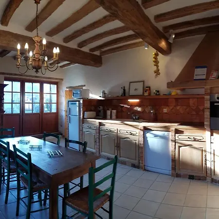Chateau De Salvert - 4 Cottages