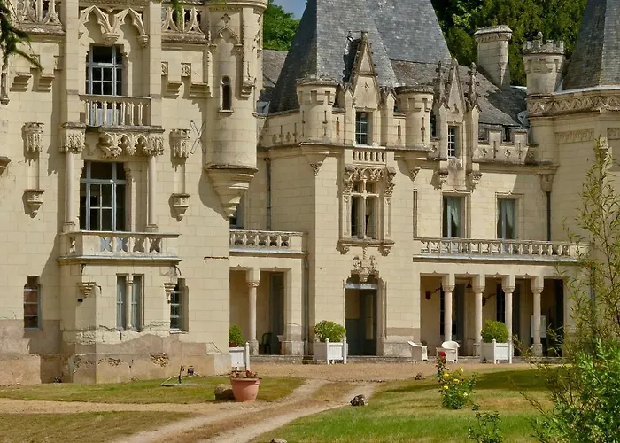 Chateau De Salvert - Neuillé