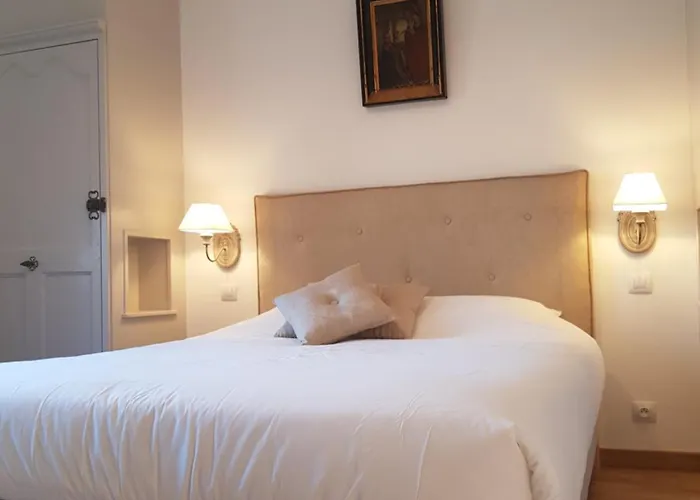 Chateau De Salvert - Hébergement de vacances Neuillé