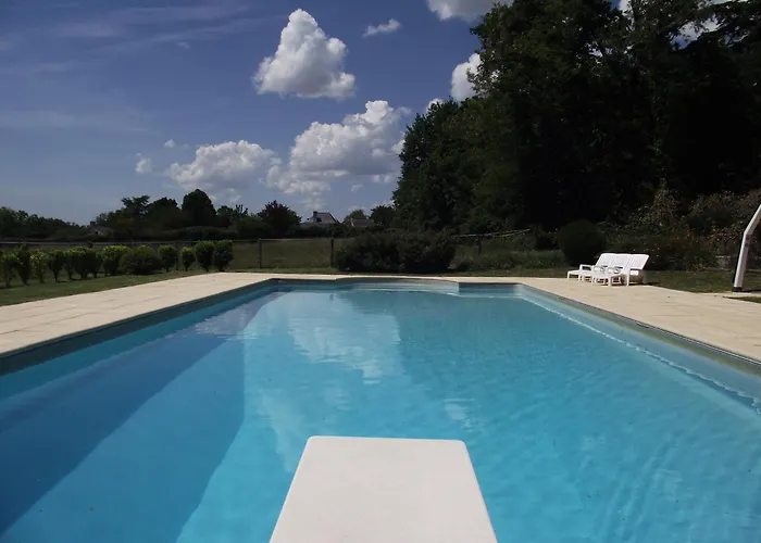 Chateau De Salvert - *