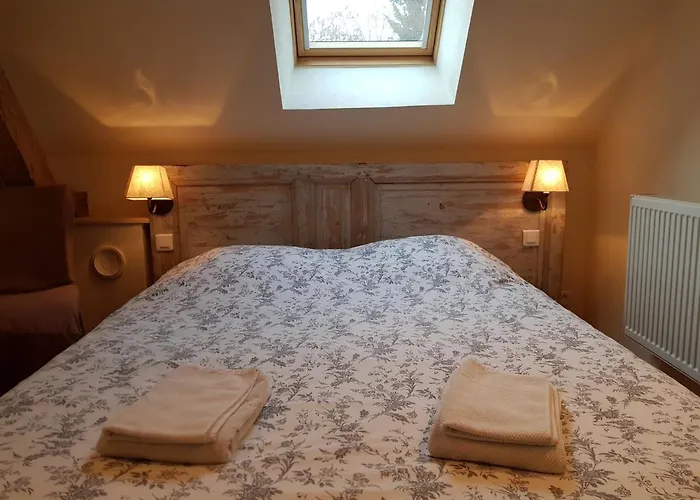 Chateau De Salvert - * Neuillé