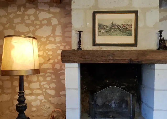 Hébergement de vacances Chateau De Salvert - *