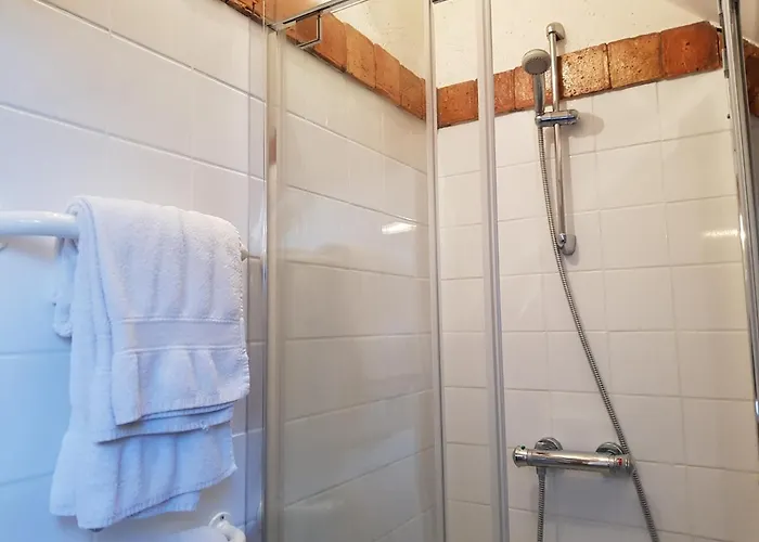 Hébergement de vacances Chateau De Salvert - Neuillé